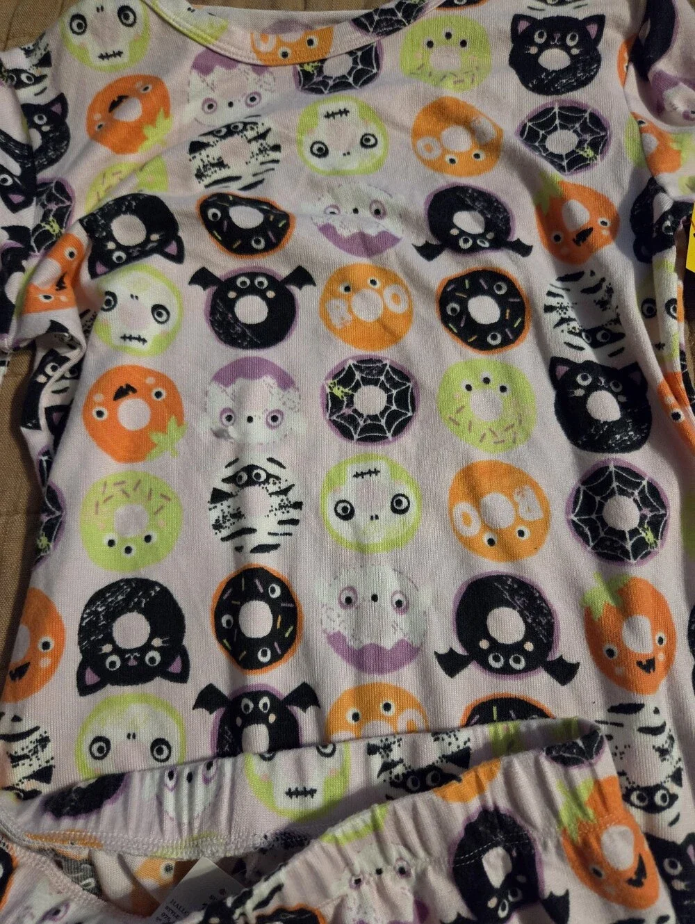 Kids Halloween Owl & Donut Print Long Sleeve Pajama Set - Pink/Orange/Green